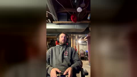 frenchyy710 online show from February 5, 3:13 am