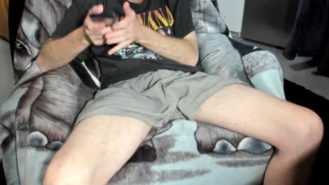 Snapshot of froy4989 chatting on February 6, 7:13 am Froy4989 online show from February 6, 7:13 am