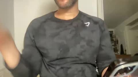 Snapshot of fuckyeahcoach chatting on October 20, 11:19 pm Muscle Bear Jock in Training online show from October 20, 11:19 pm
