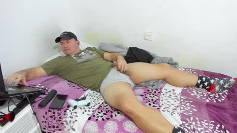 Snapshot of fuckynations chatting on January 19, 5:28 pm Fuckdirtymen online show from January 19, 5:28 pm