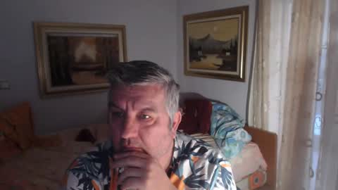 Snapshot of fukingcrazy chatting on December 18, 2:38 pm fukingcrazy online show from December 18, 2:38 pm