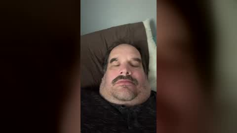 funnyfkingguy online show from August 8, 12:56 pm