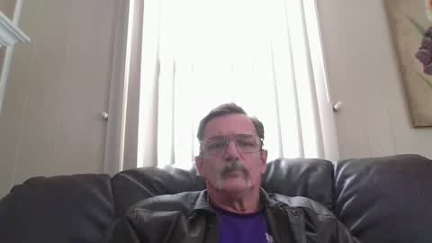 Snapshot of fxson8 chatting on February 27, 3:48 pm fxson8 online show from February 27, 3:48 pm