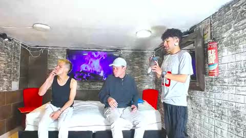 Snapshot of fyotty chatting on September 21, 11:43 am FYOTTY online show from September 21, 11:43 am
