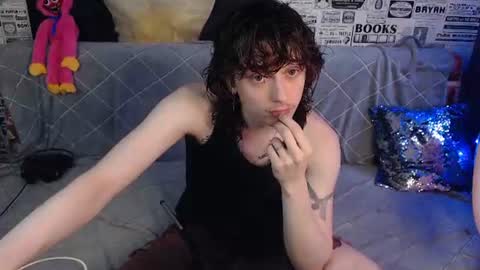 Ian online show from June 29, 2:06 pm