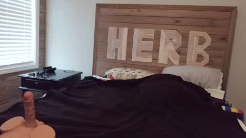 gaoralslut4u online show from March 7, 8:55 pm