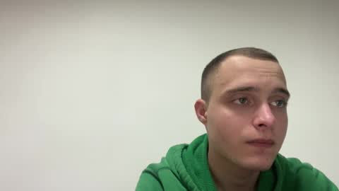 Max online show from February 10, 8:46 pm