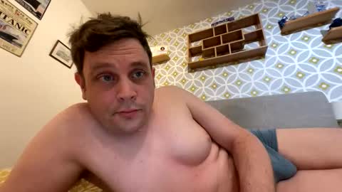 gay2914 online show from February 9, 9:30 pm