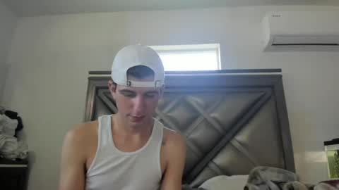Snapshot of gayndepressed chatting on September 13, 6:53 pm Trace online show from September 13, 6:53 pm