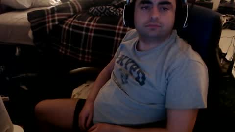 gaytoilet92 online show from May 31, 1:17 am