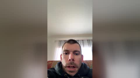 geofffucks33 online show from May 3, 5:43 am