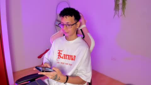 georgy_nroses online show from December 11, 6:37 am