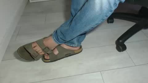 GermanSoleBro online show from February 2, 8:24 am