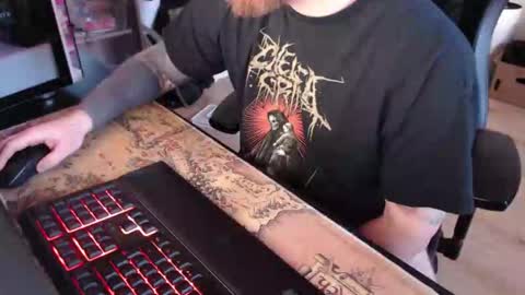 germantattoo94 online show from April 9, 4:13 pm