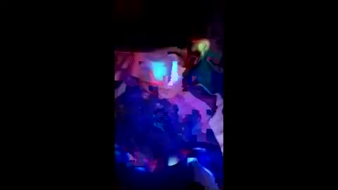 lestatbites online show from December 4, 8:01 am