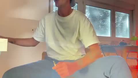 Sebastian online show from September 27, 8:12 am