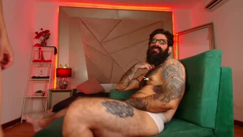 GIO AND LORENZ online show from February 21, 6:53 pm