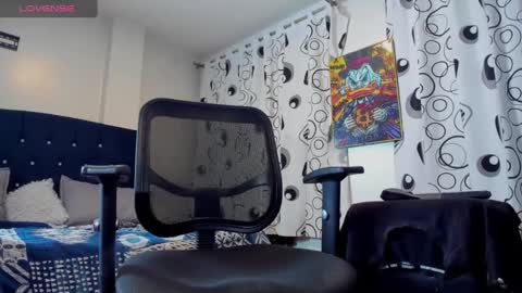 Snapshot of giomar_reyes chatting on October 11, 5:44 am GIOMAR REYES online show from October 11, 5:44 am