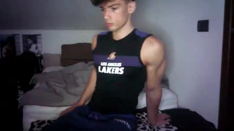 giovyyx online show from February 14, 12:47 pm