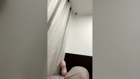 giraldosan320 online show from December 14, 8:27 pm