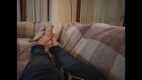 givemefeethung online show from November 8, 12:14 am