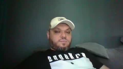 Your boy online show from April 22, 7:13 am