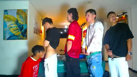 THOMAS AND DAMIAND online show from May 25, 1:28 pm