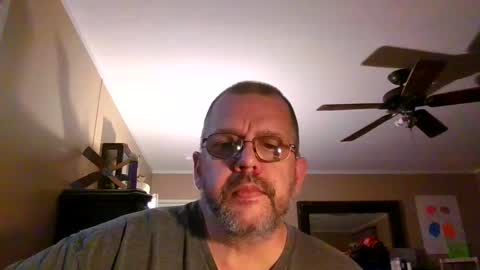 IDKIDCIDGAF online show from September 11, 12:53 am