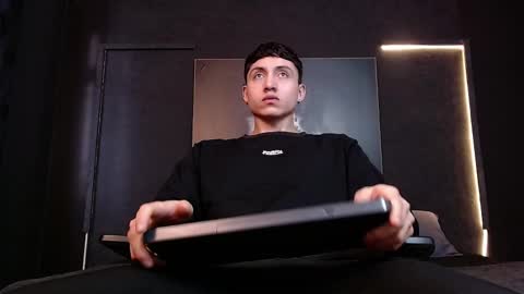 steven online show from October 16, 11:18 am