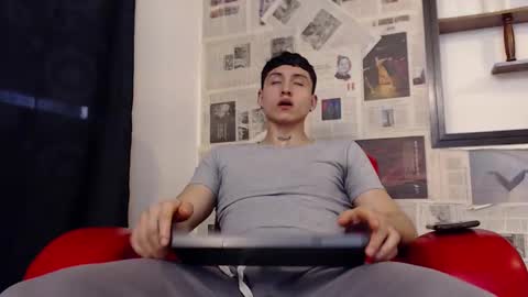 steven online show from October 18, 9:53 pm