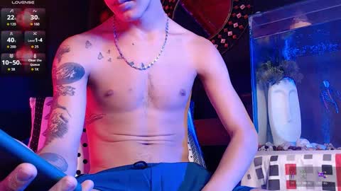 HUAN online show from December 5, 11:23 pm