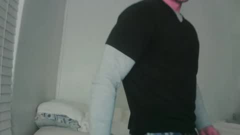 goinwild8900 online show from February 14, 1:45 am