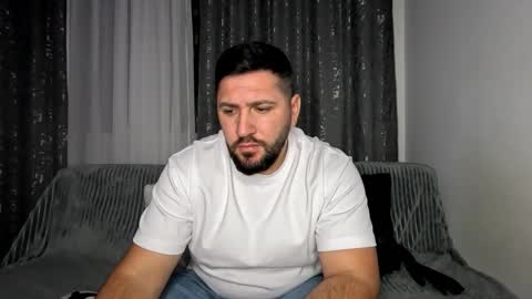 gold_alpha_boy online show from November 8, 5:05 pm