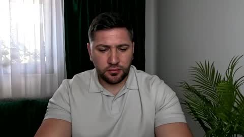 gold_alpha_boy online show from May 17, 9:49 am