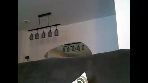 goldenspainboy online show from April 10, 7:10 pm