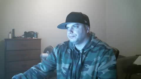 Snapshot of goleafzgo chatting on February 2, 3:32 am goleafzgo online show from February 2, 3:32 am