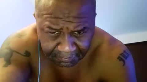 goodd4tree online show from December 16, 5:09 pm