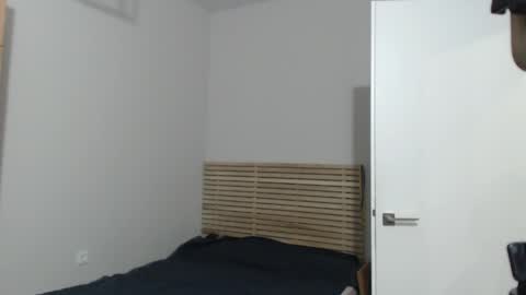 goodgg229975 online show from April 7, 8:09 pm