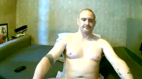 Snapshot of goosey77 chatting on September 21, 9:31 am Goosey77 online show from September 21, 9:31 am