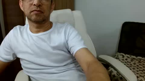 Andres online show from May 3, 4:20 pm