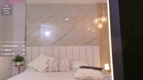 Grace  online show from December 16, 3:30 pm