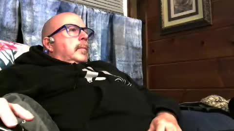 granitebuckeye1969 online show from November 6, 12:13 am