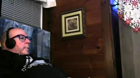 granitebuckeye1969 online show from November 27, 1:09 am