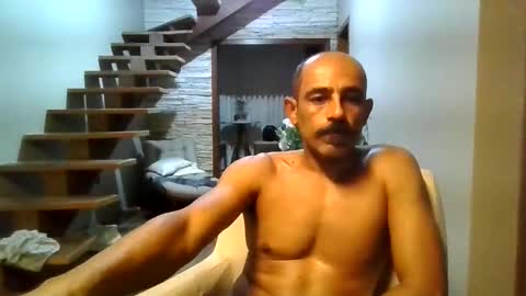 Snapshot of grego435380 chatting on February 23, 2:24 am grego435380 online show from February 23, 2:24 am