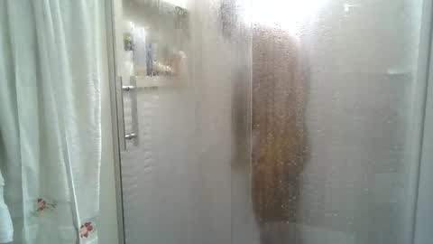 Snapshot of grego435380 chatting on March 1, 6:21 pm grego435380 online show from March 1, 6:21 pm
