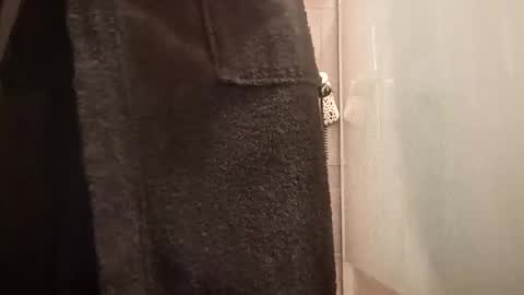 greyhoundbook online show from March 10, 3:18 pm