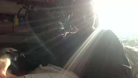 gruendamien online show from February 10, 1:22 pm