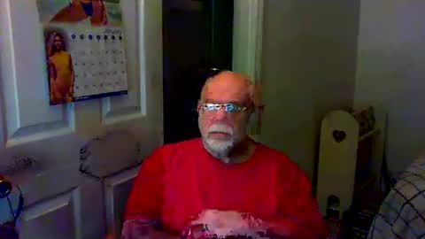 Snapshot of gtnolder60 chatting on January 10, 12:27 am Gary online show from January 10, 12:27 am