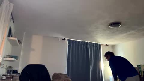 guardiannif_ online show from February 24, 7:55 am