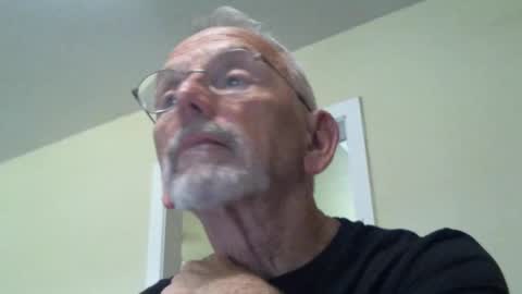 Snapshot of gulfcoast1952 chatting on February 23, 5:04 pm Roy online show from February 23, 5:04 pm